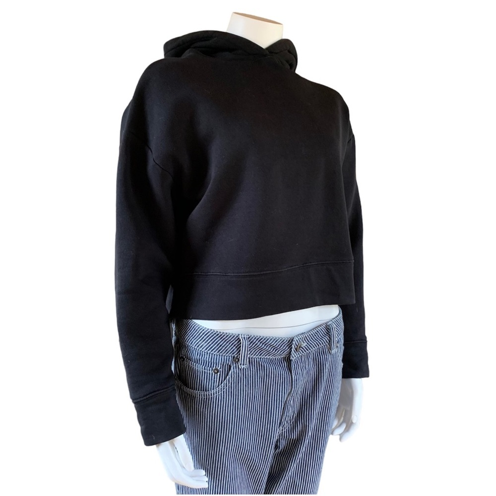 Zara cropped hoodie size medium